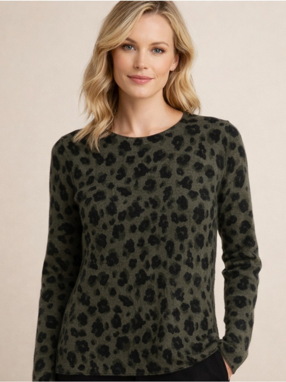 Lord & Taylor 100% Cashmere Leopard Print Crew Neck Sweater XS Quiet Luxury
